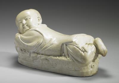 图片[2]-Pillow in the shape of a recumbent child, Ding ware, Northern Song dynasty, 12th century-China Archive